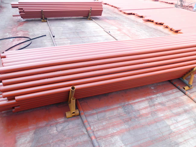 網(wǎng)架桿件噴洗待打包