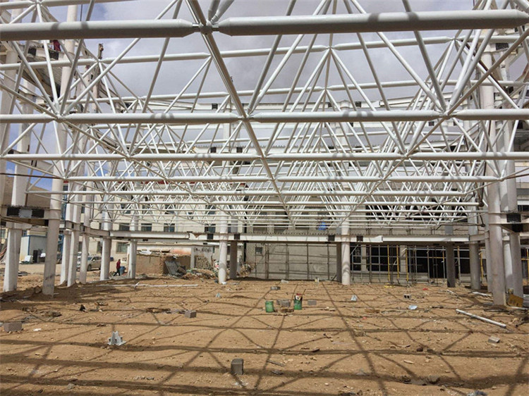 鋼結(jié)構(gòu)網(wǎng)架工程