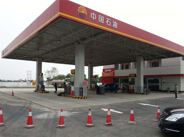 加油站鋼結(jié)構(gòu)網(wǎng)架工程案例